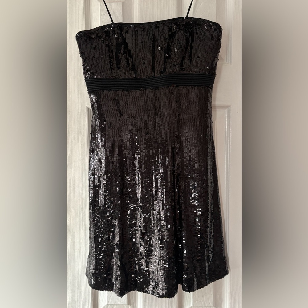 Badgley Mischka Size 6 Elegant Black Strapless Sequin Dress EUC‎